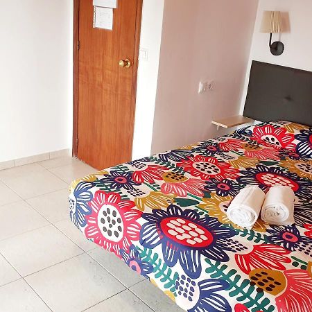 Hostel Arc House Ribera Only Adults Córdoba Exterior foto