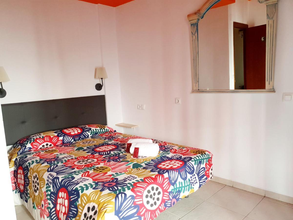 Hostel Arc House Ribera Only Adults Córdoba Exterior foto