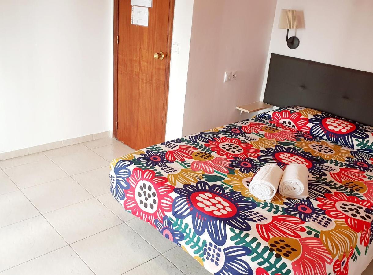 Hostel Arc House Ribera Only Adults Córdoba Exterior foto