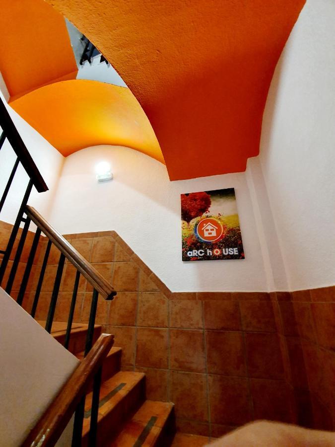 Hostel Arc House Ribera Only Adults Córdoba Exterior foto